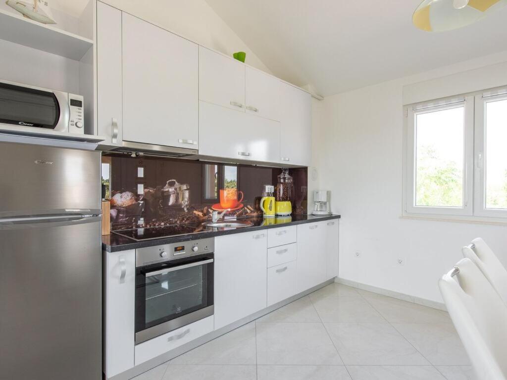 Apartmani Velic Vir Exterior photo