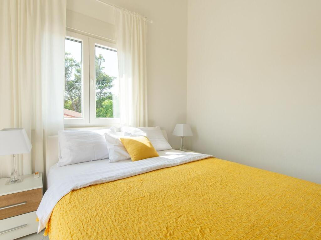 Apartmani Velic Vir Exterior photo